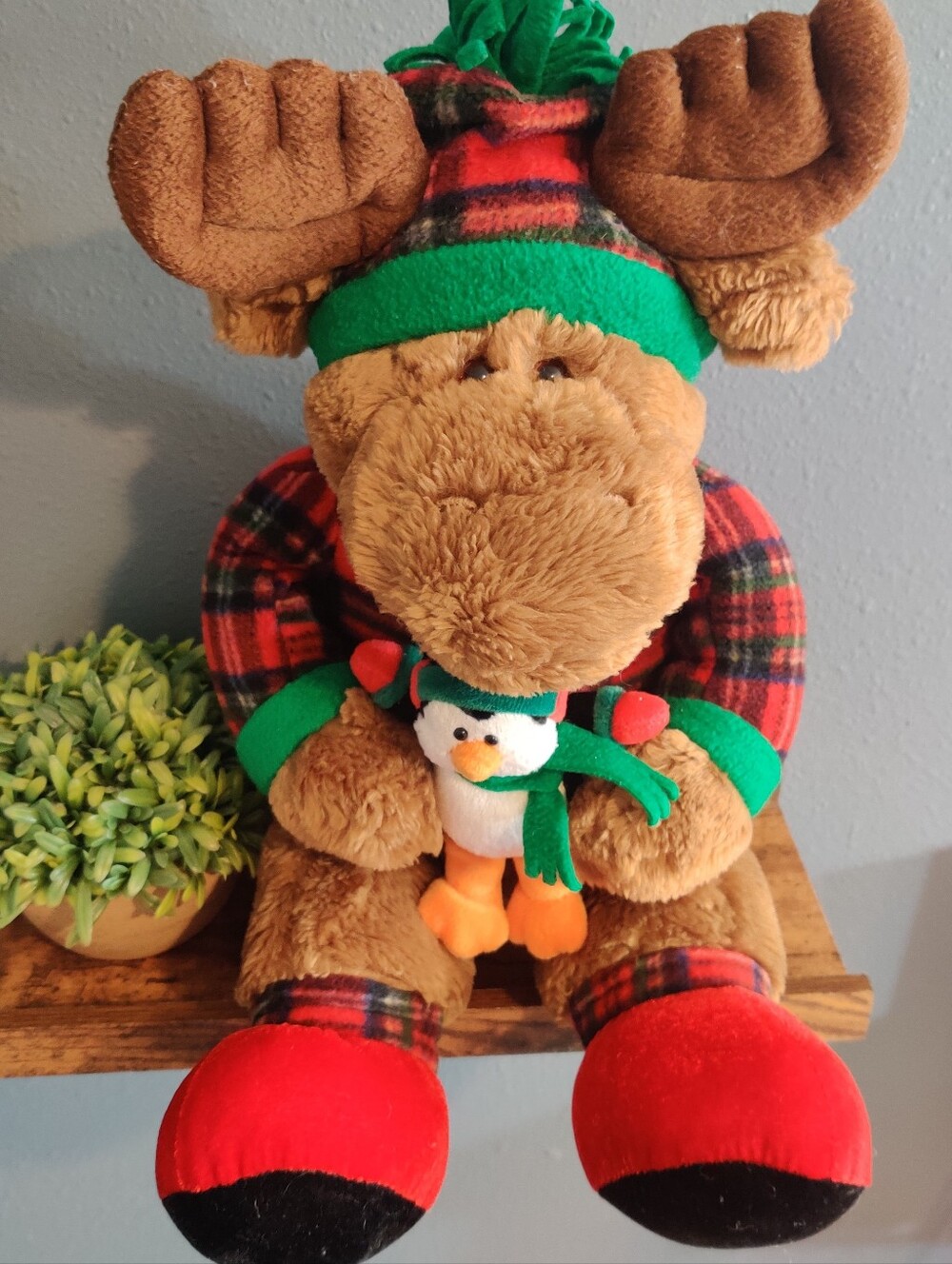 GUND Christmas Moose Plush Plaid Sweater Stocking Hat Holding Penguin 18" Animal
